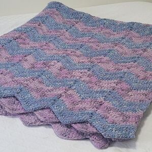 🆕️ Soft Crocheted Blanket